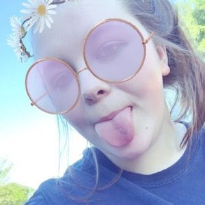 Meet your Posher, Katelyn